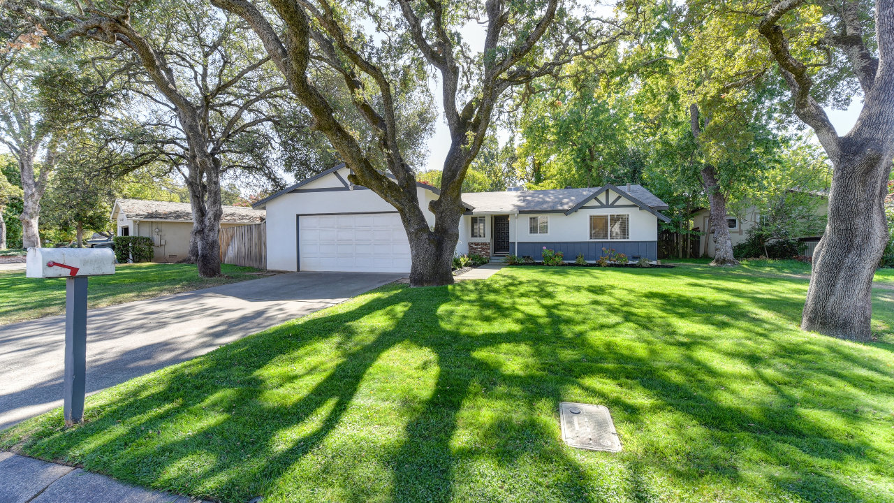 6610 Northbrook Way, Fair Oaks, CA, 95628 Scene 2