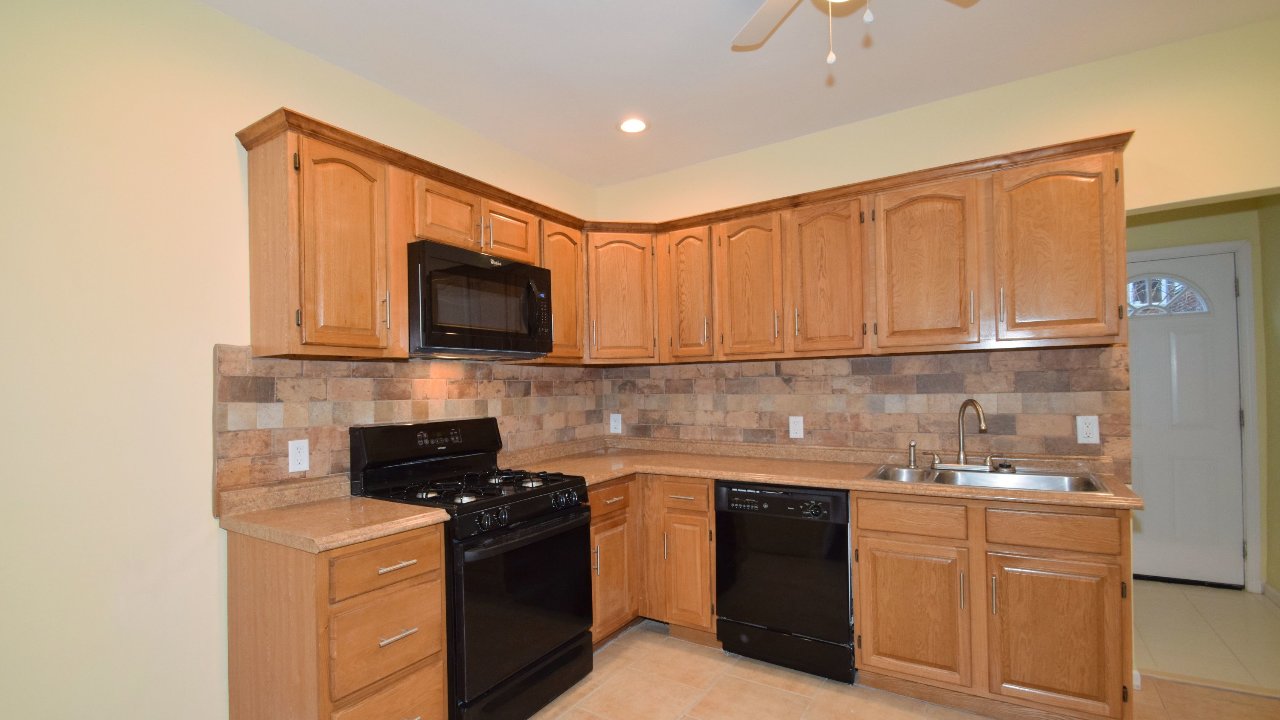 121 S Salford St, Philadelphia, PA, 19139 Scene 3