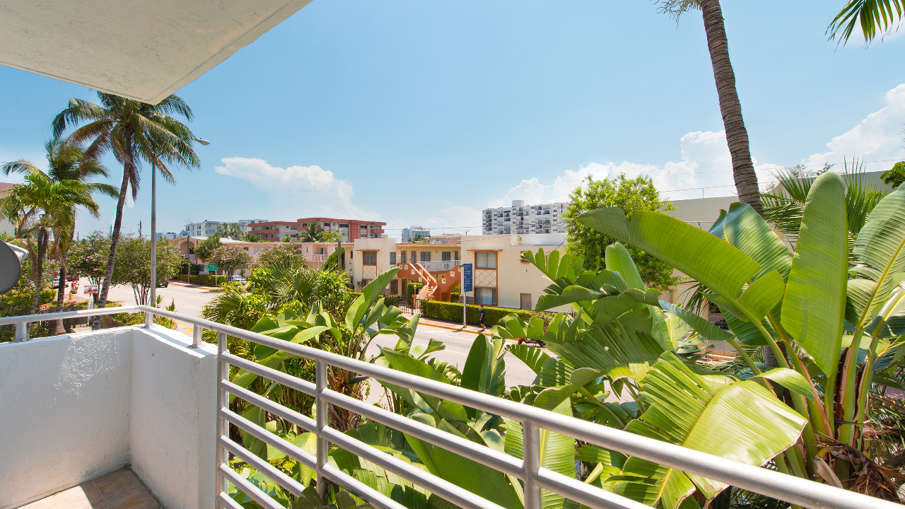 7921-Harding-Ave-#101-09