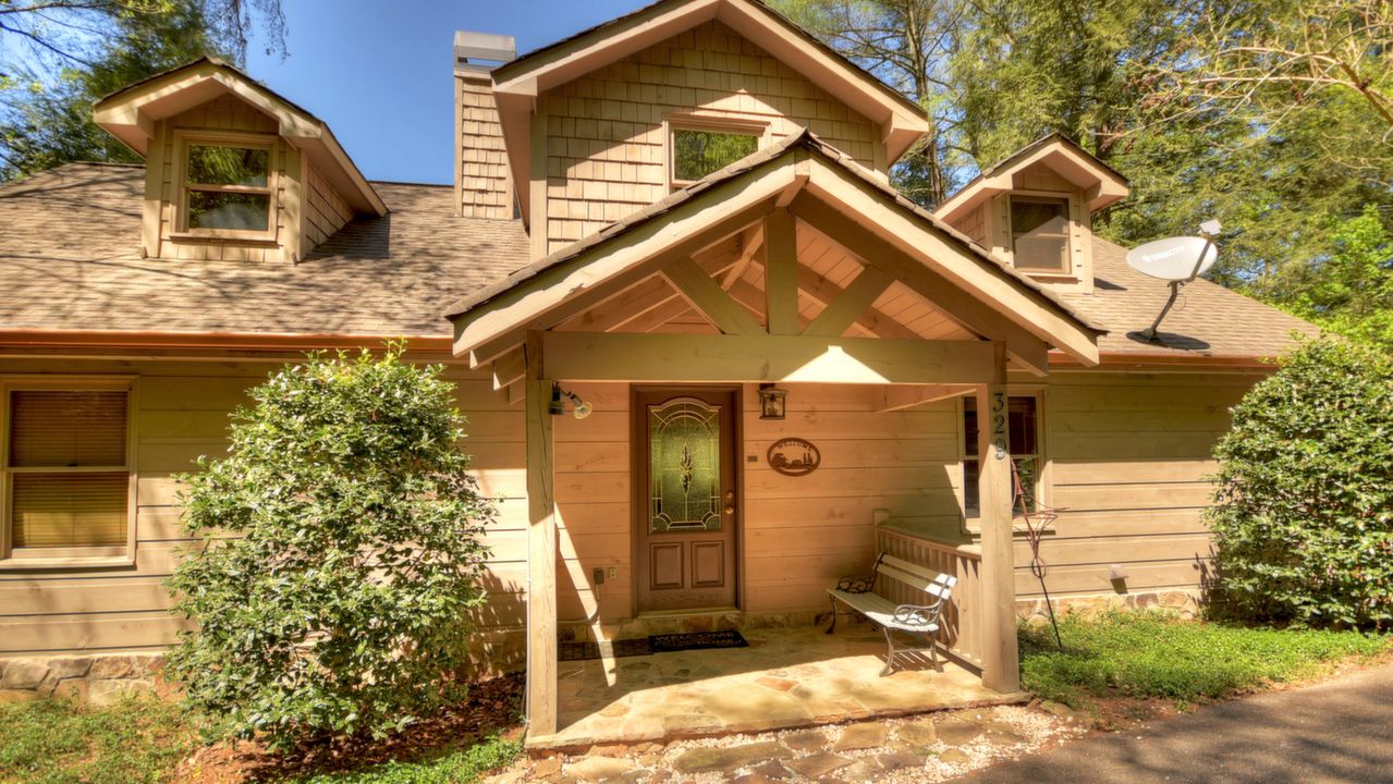 329 Blackberry Falls Ln, Ellijay, GA, 30536 Scene 3