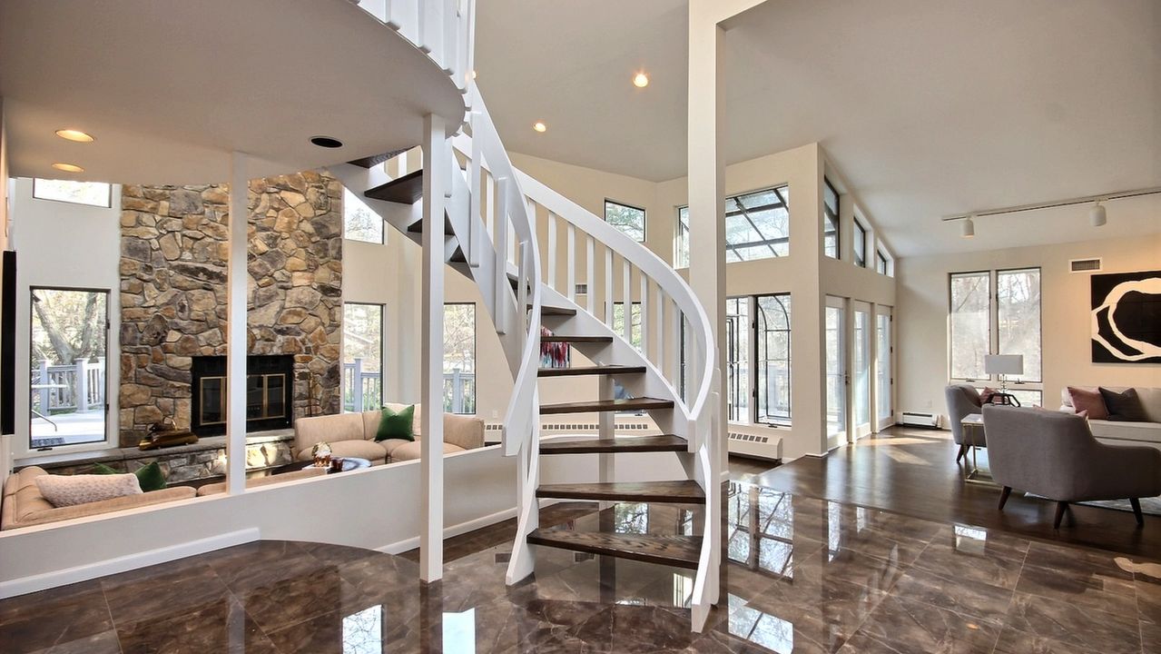 Large Living/Family Room