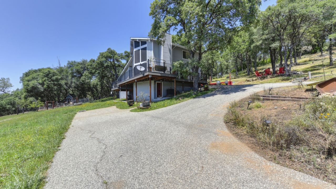 5705 Fawnridge Rd, Auburn, CA, 95602 Scene 3