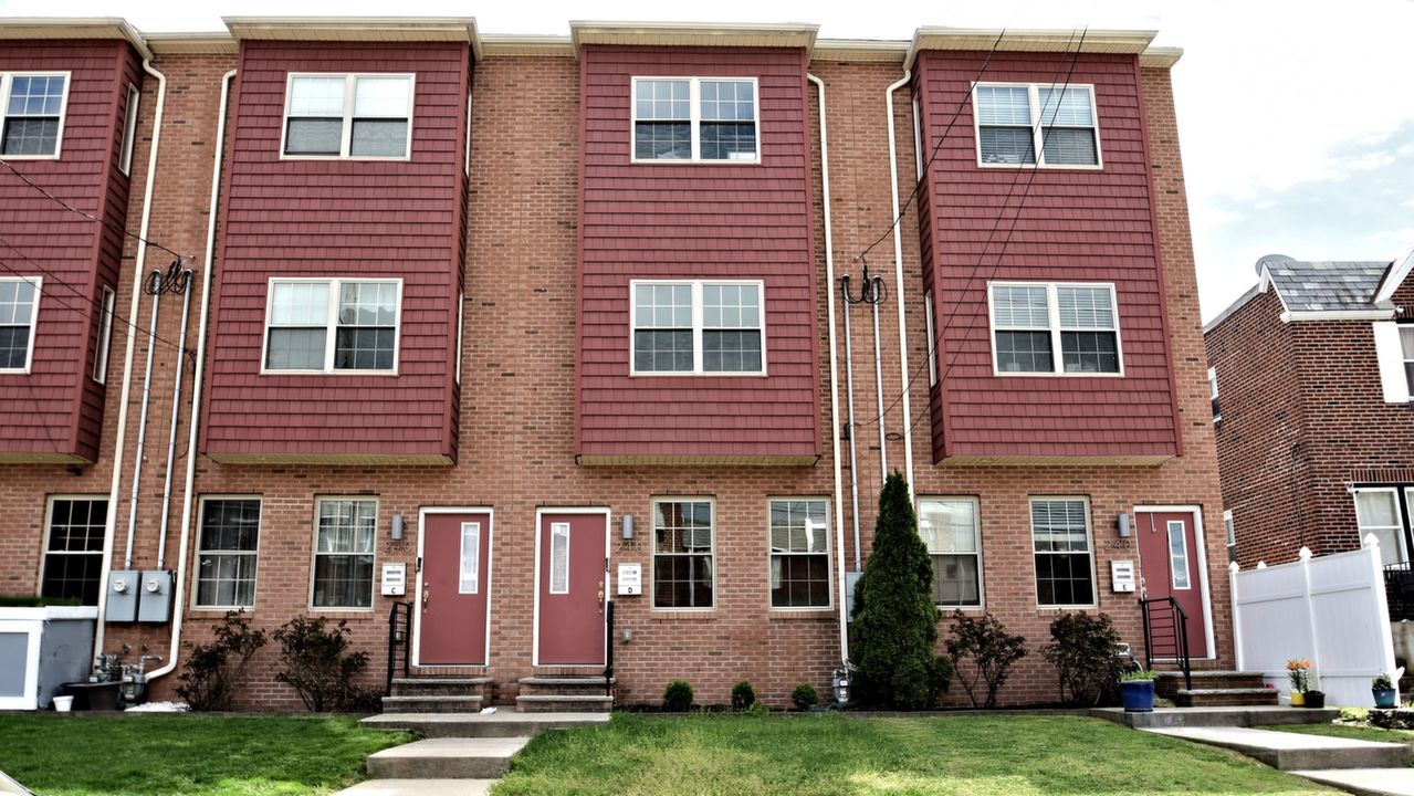 240 Lauriston St #D, Philadelphia, PA, 19128 Scene 1