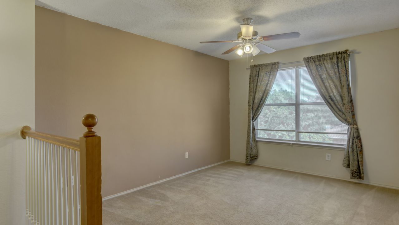 Upstairs Living Area