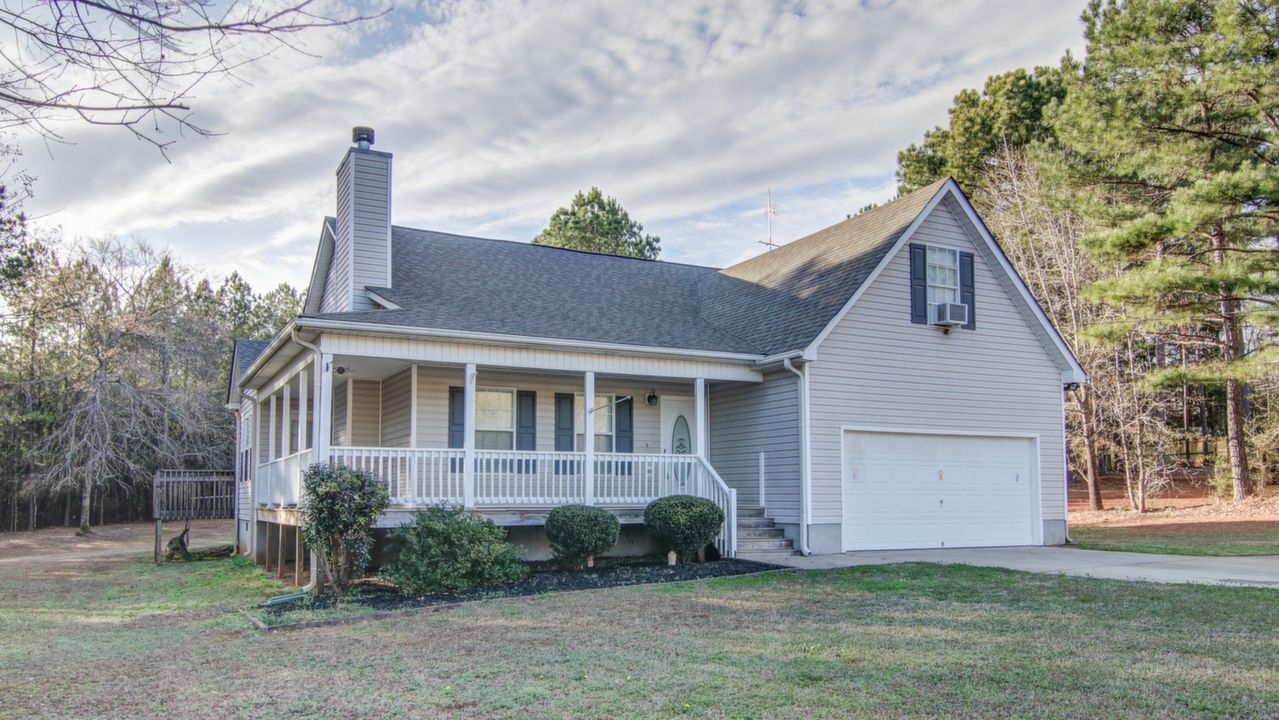 Front of House w/Wrap Around Porch
