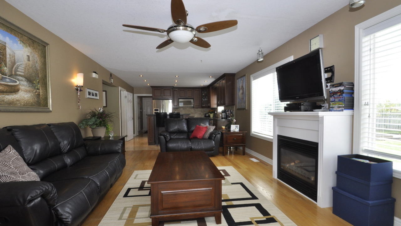 123 Park Ave, Toronto, ON, L6T5B6 Scene 3