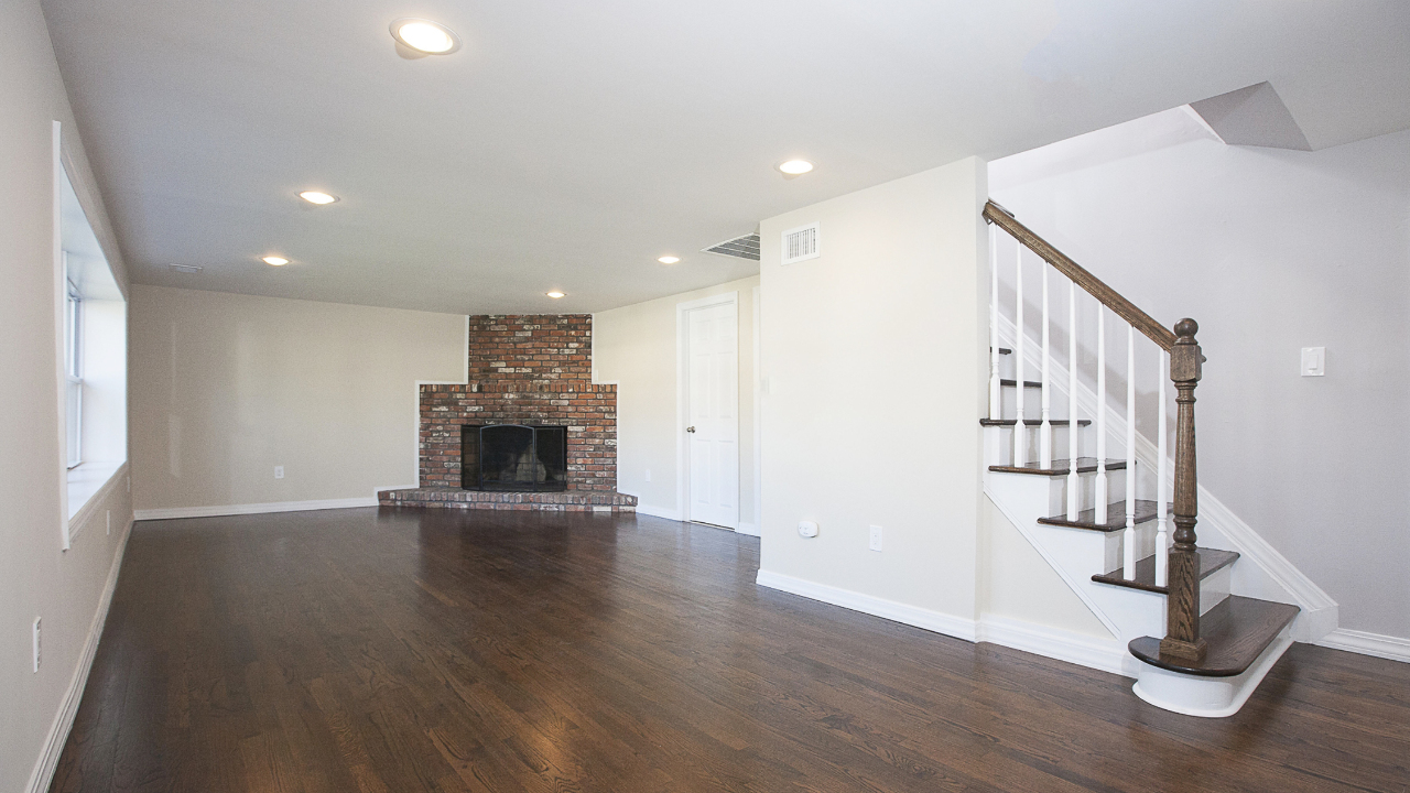 130 Hillside Rd, Farmingdale, NY, 11735 Scene 2