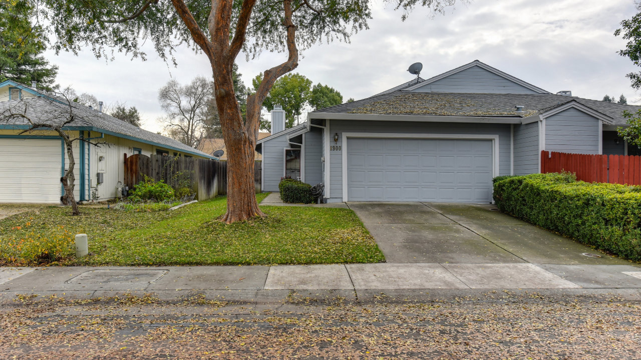 1900 Maykirk Way, Sacramento, CA, 95833 Scene 3