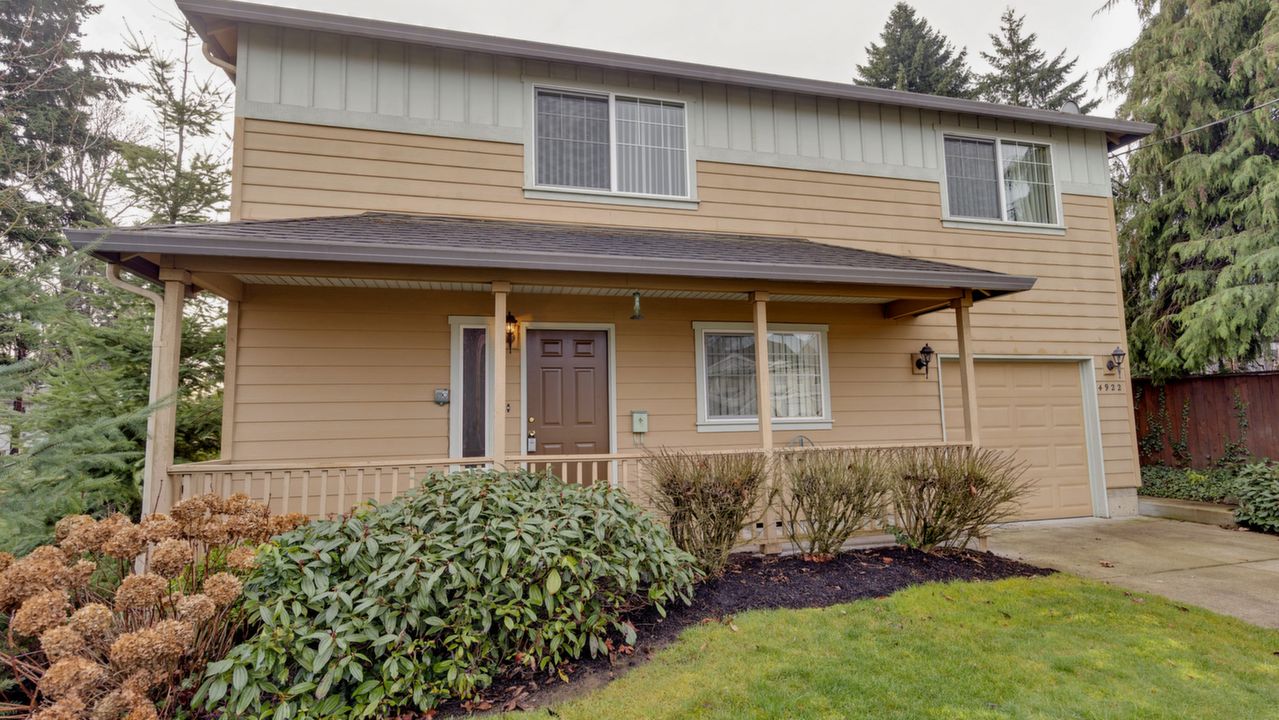 4922 NE Holman St, Portland, OR, 97218 Scene 4