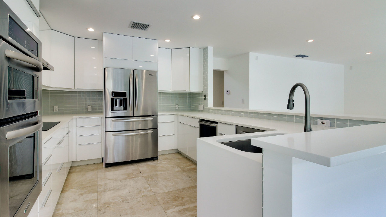 9467-NW-54th-Doral-Circle-Ln-07