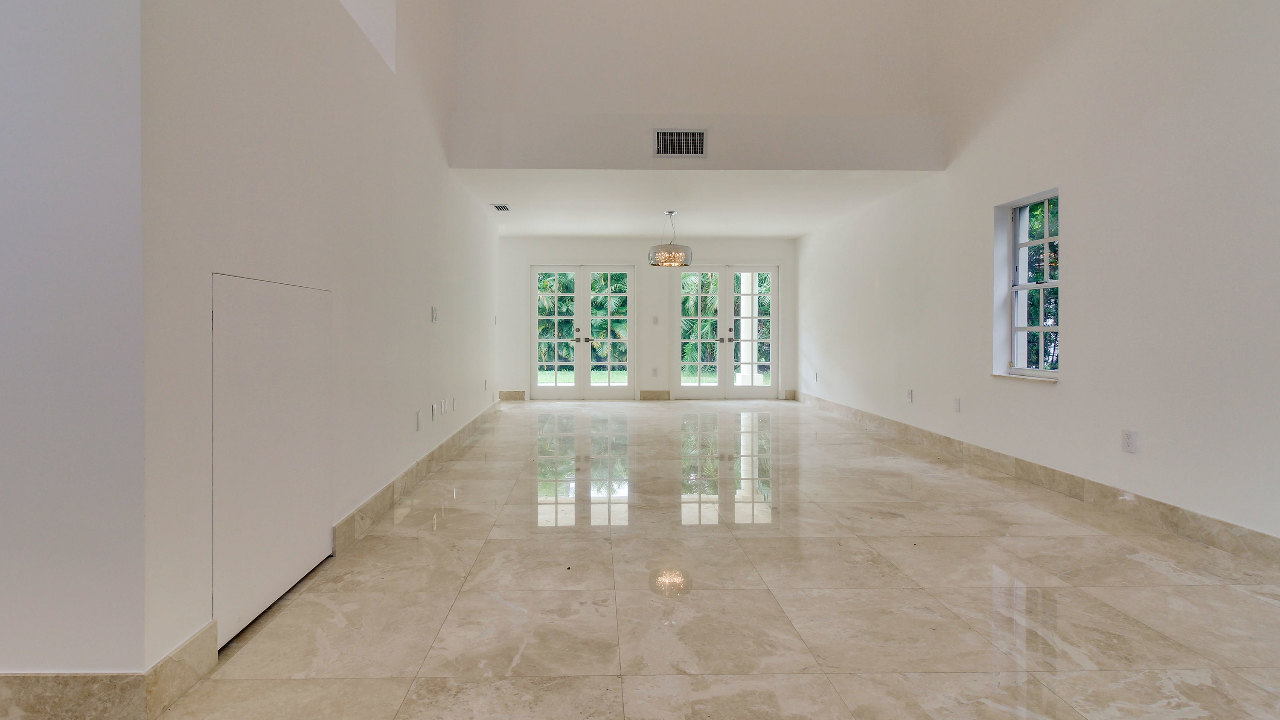 9467-NW-54th-Doral-Circle-Ln-03