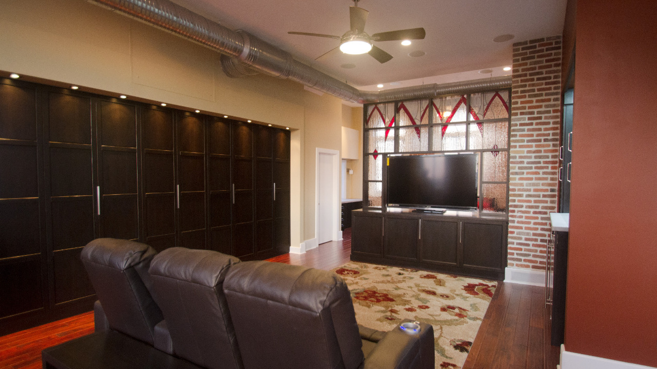 405 Central Ave #R-2, St Petersburg, FL, 33701 Scene 2