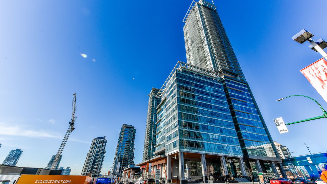 1603-4485 Skyline Drive, Burnaby, BC, V5C 4A9 Scene 3