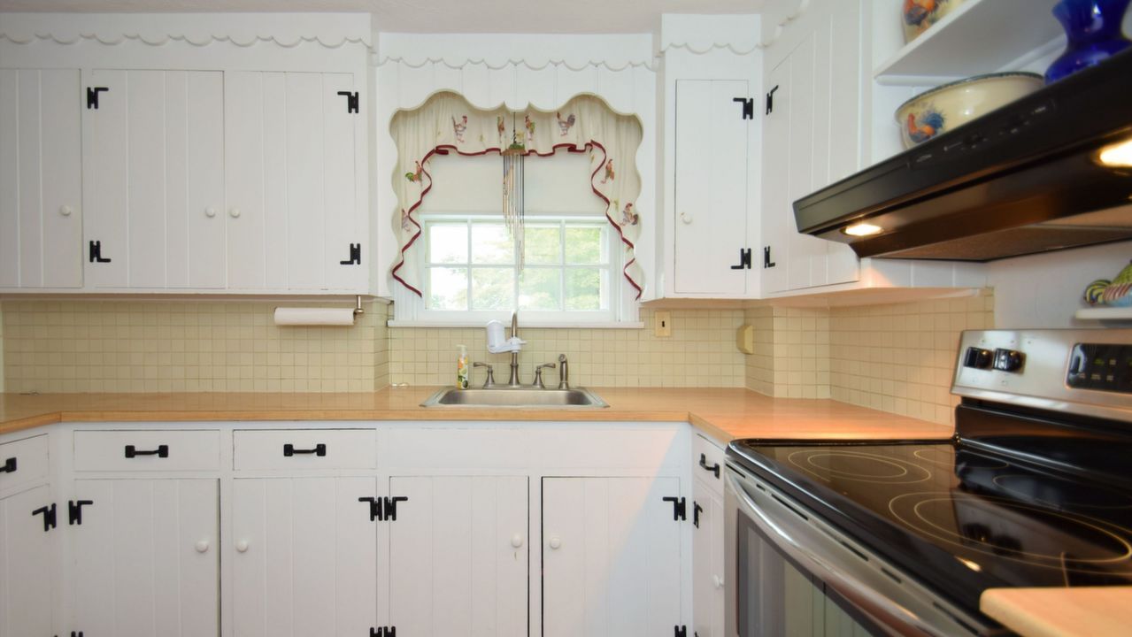 1312 DeKalb Pike, Lower Gwynedd, PA, 19454 Scene 3