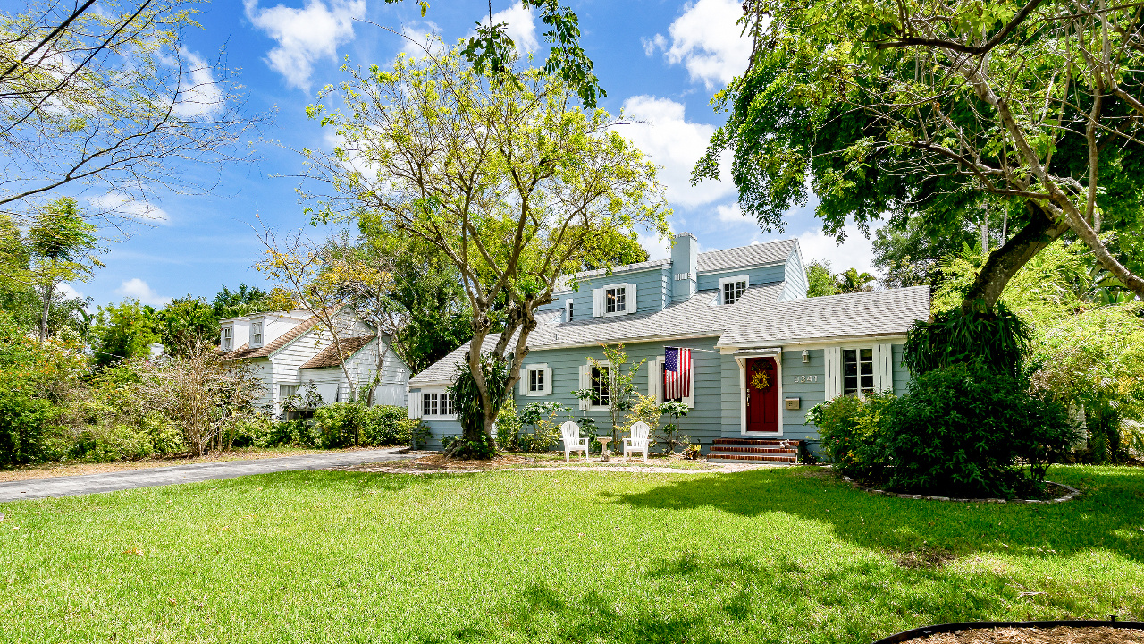 9341-NE-9th-Ave-01