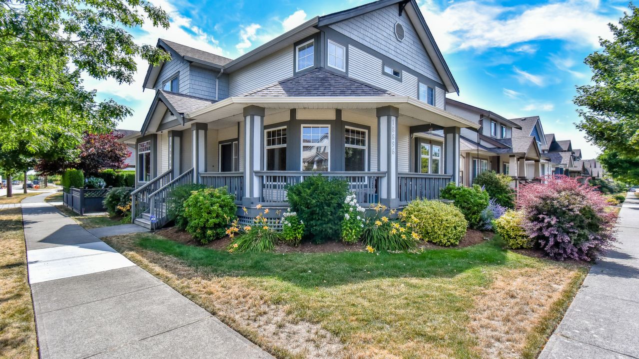 18896 70 Ave., Surrey, BC, V4N 5K3 Scene 1