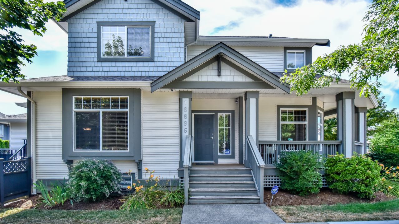 18896 70 Ave., Surrey, BC, V4N 5K3 Scene 2