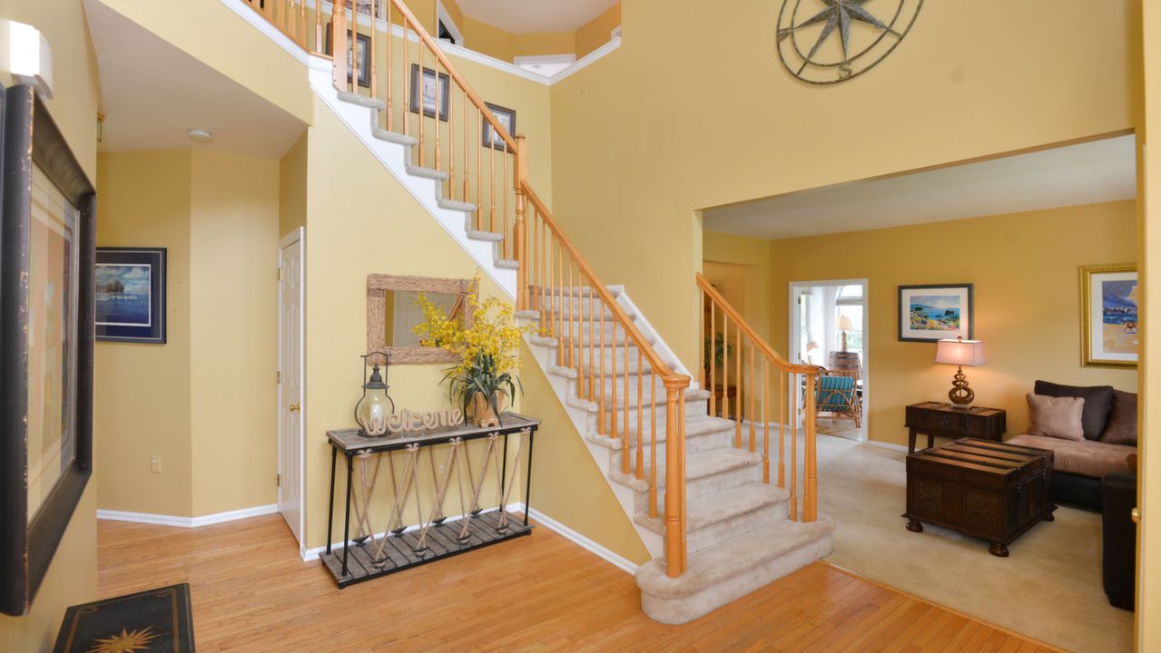 2 Quick Ct, Raritan, NJ, 08822 Scene 4