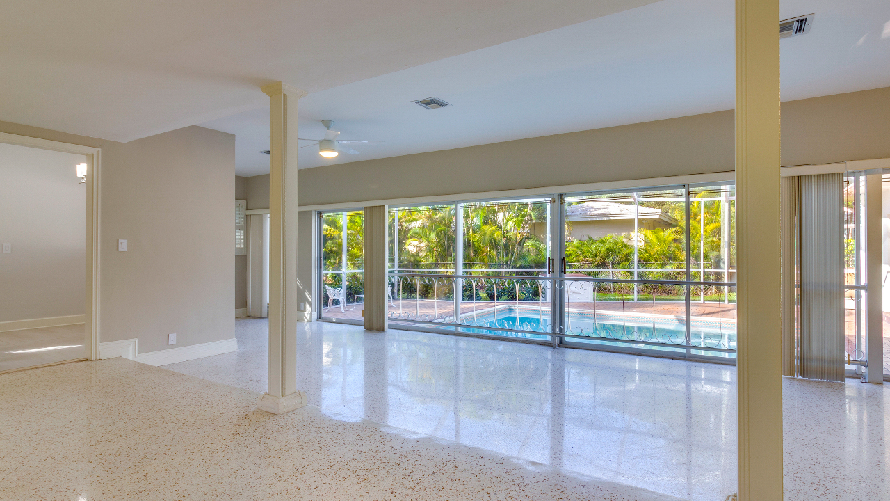 1404-Granada-Blvd-06