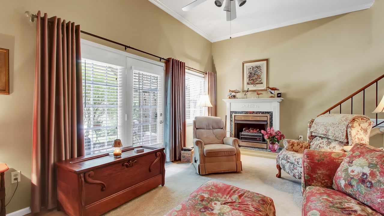 1179 Fairchild Ave-4