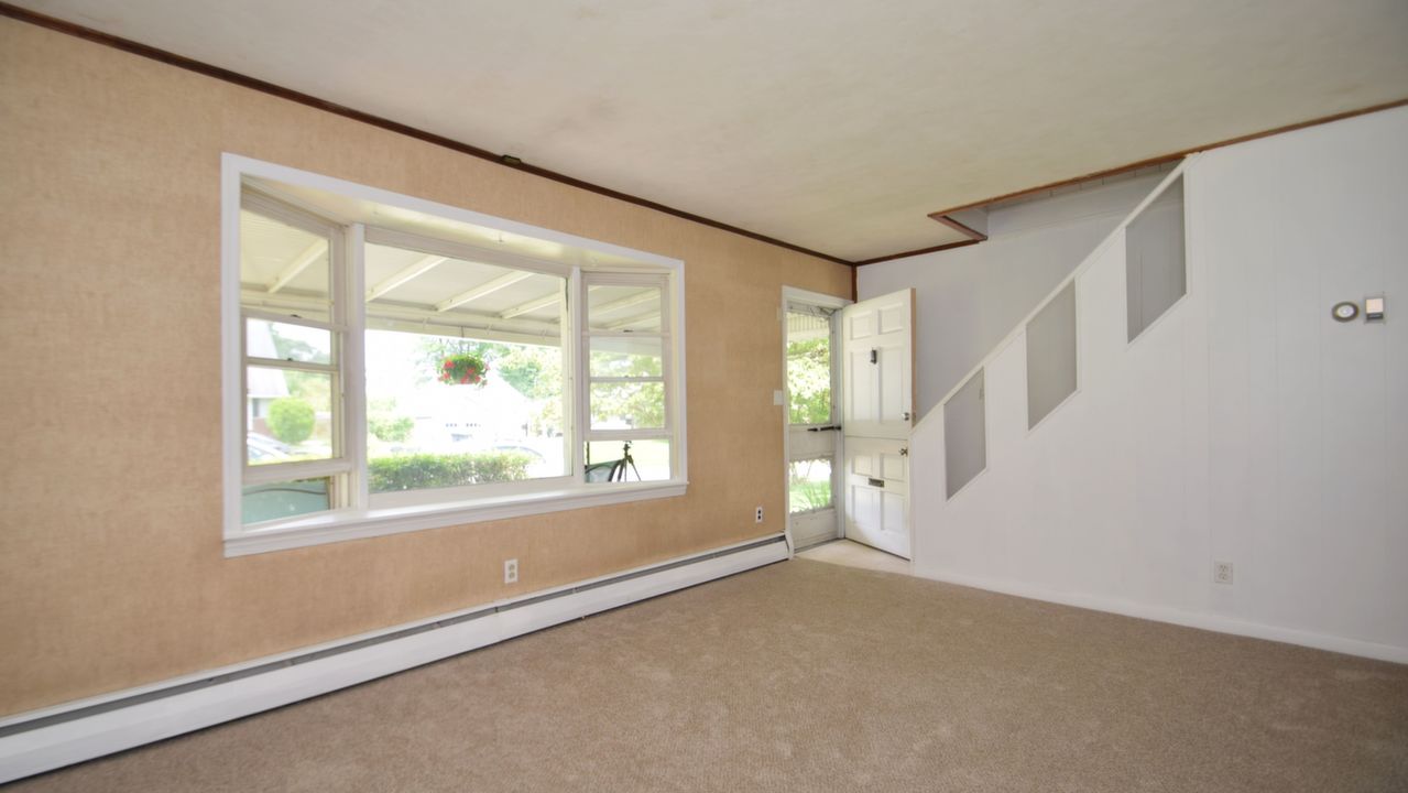 303 Chestnut Dr, Phoenixville, PA, 19460 Scene 2