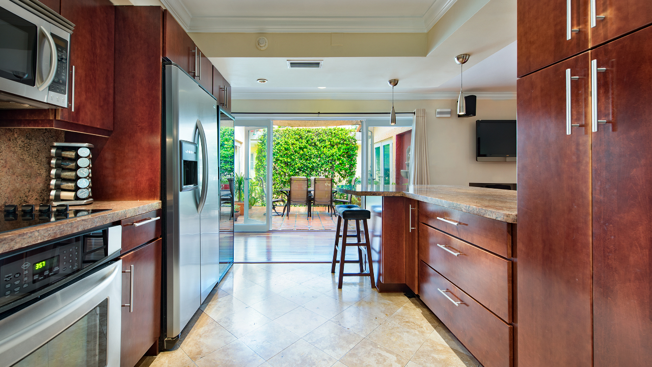 1252-Alhambra-Circle-10