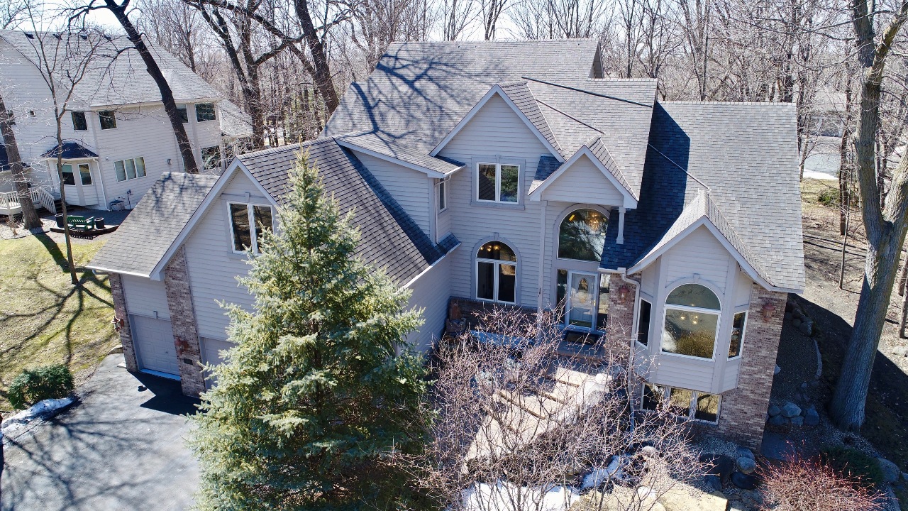 Call Anna @ (612) 400-4806