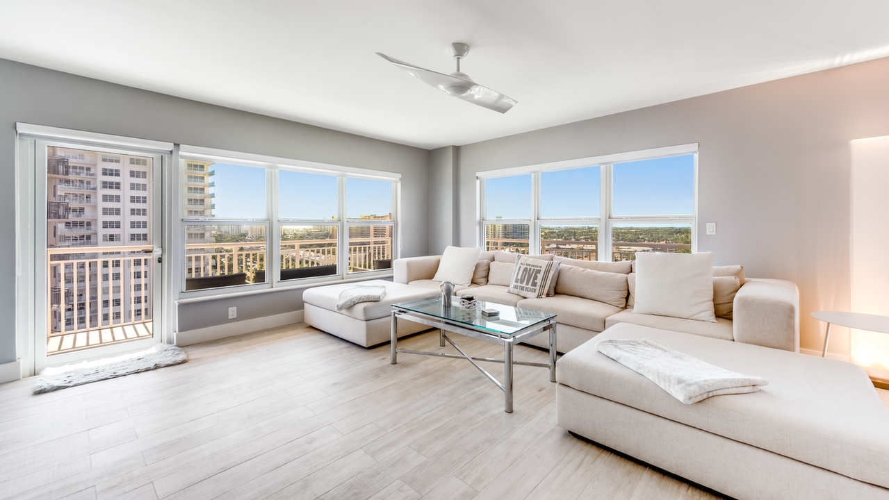 Regency-Tower-#1206-04