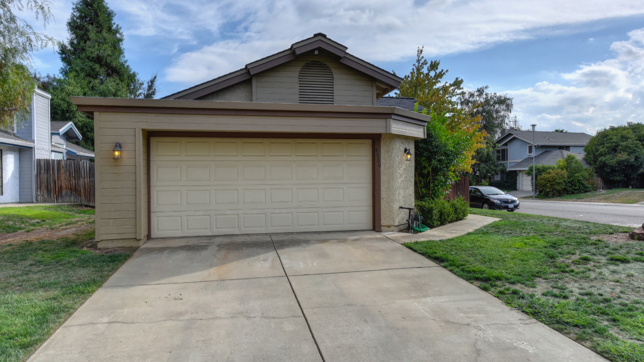 4500 Tippwood Way, Sacramento, CA, 95842 Scene 2