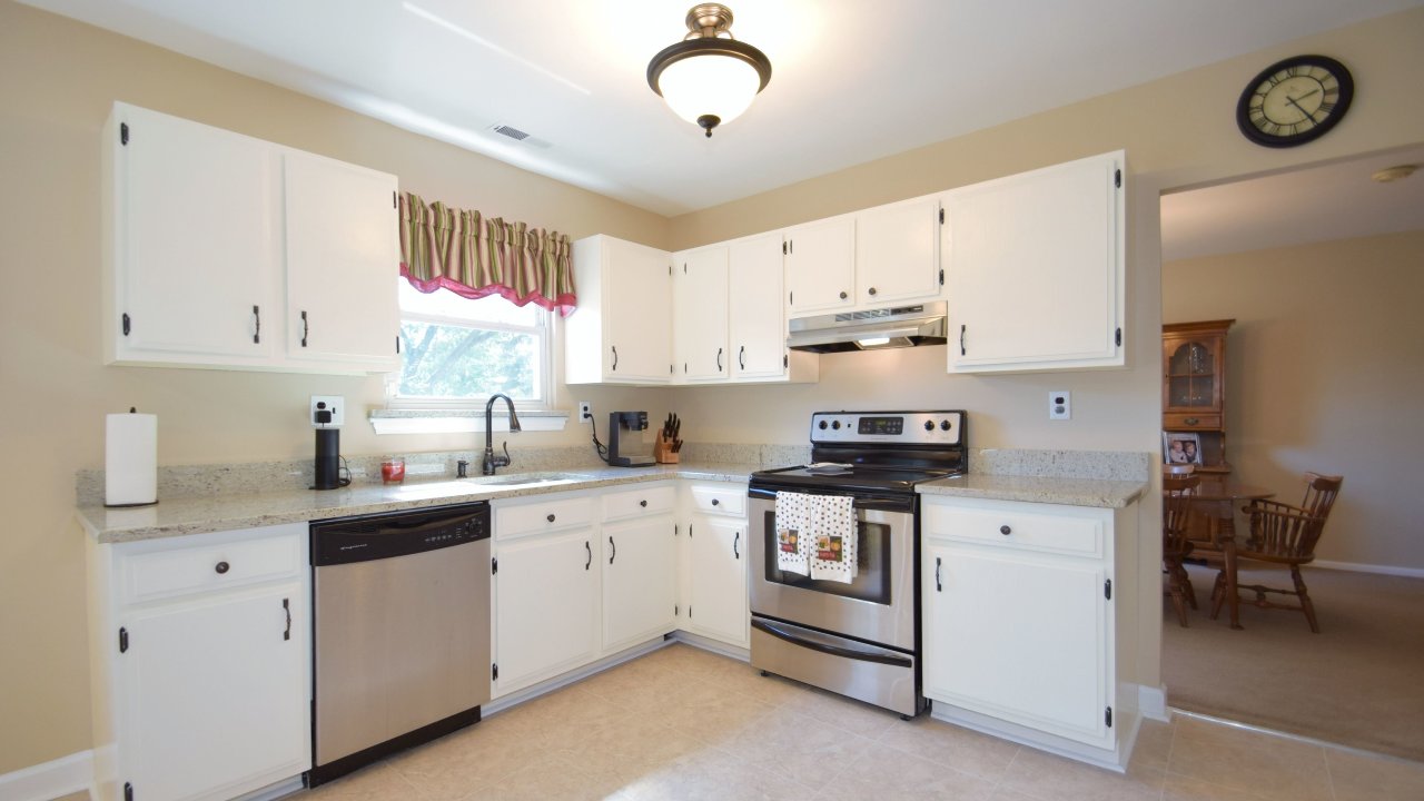 324 Flourtown Rd, Lafayette Hill, PA, 19444 Scene 3