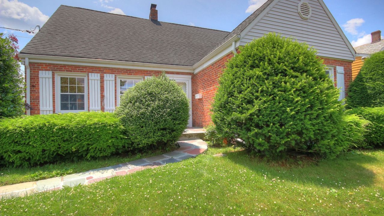 454 Union Ave, Wood Ridge, NJ, 07075 Scene 1