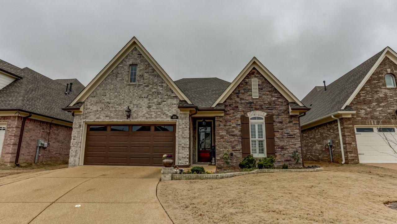 410 St Andrews, Oakland, TN, 38060 Scene 1