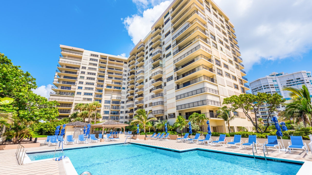 Hampton-Beach-Club-#103-01