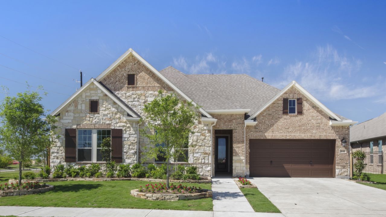 2642PetuniaValleyDr_001