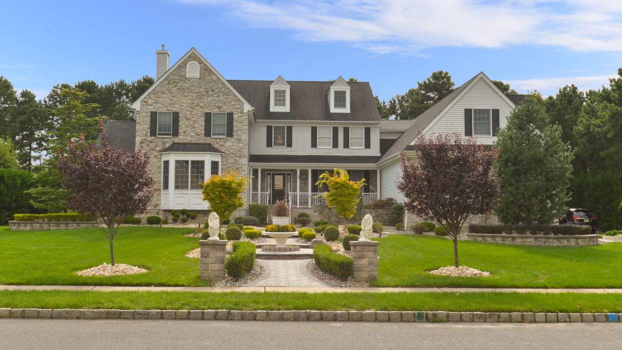 14 Budapest St, Monroe, NJ, 08831 Scene 2