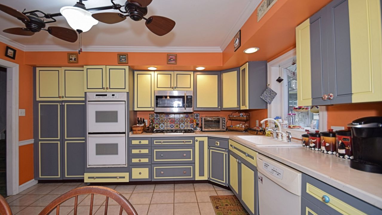 1937 S Limekiln Pike, Upper Dublin, PA, 19025 Scene 3