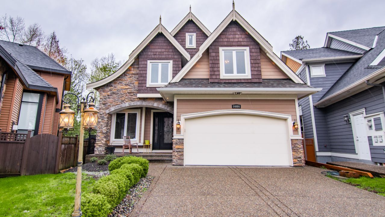 14491 59A Ave, Surrey, BC, V3S 7B5 Scene 1