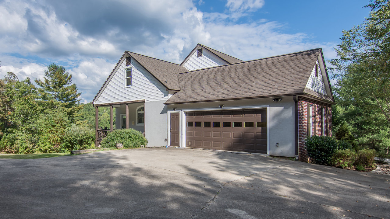 4131 Cutcane Road, Mineral Bluff, GA, 30559 Scene 3