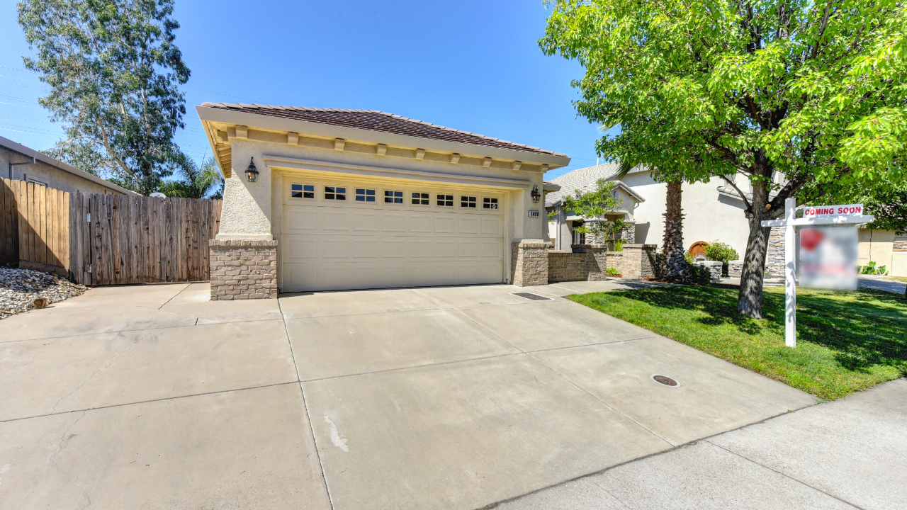 1486 Strabane Way, Folsom, CA, 95630 Scene 3