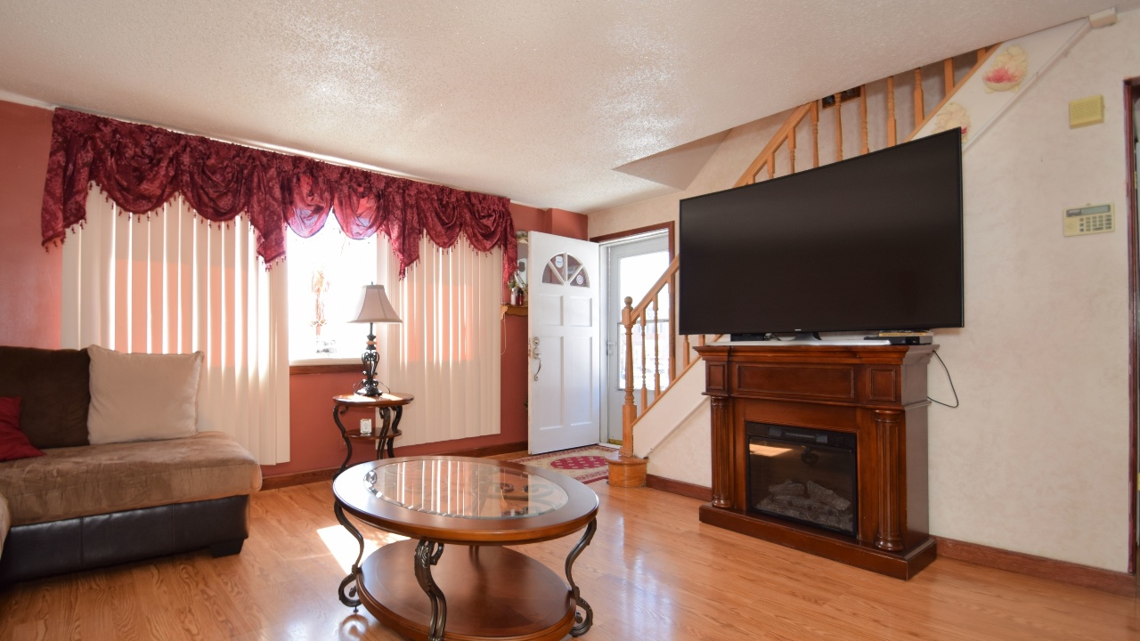 11720 Millbrook Rd, Philadelphia, PA, 19154 Scene 2