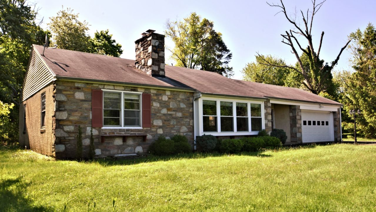 1293 Ivy Ln, North Wales, PA, 19454 Scene 1