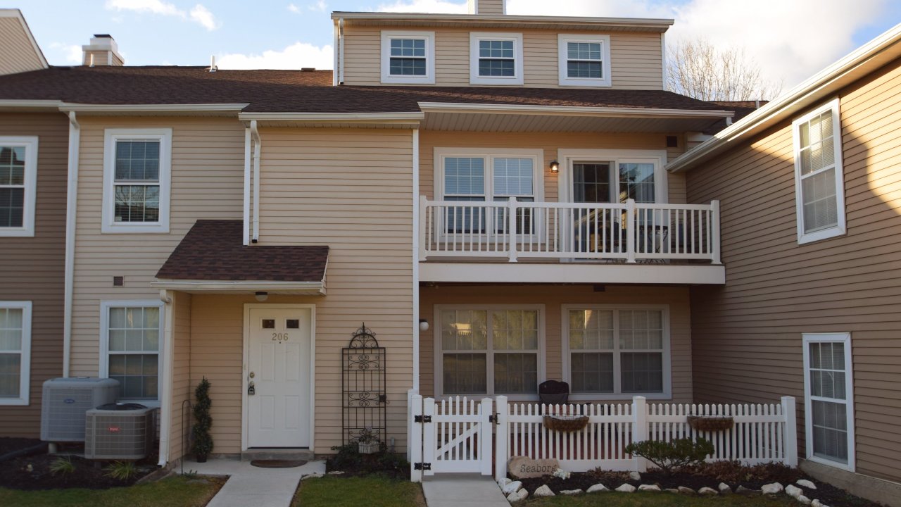 206 Ferris Ln, Doylestown, PA, 18901 Scene 1