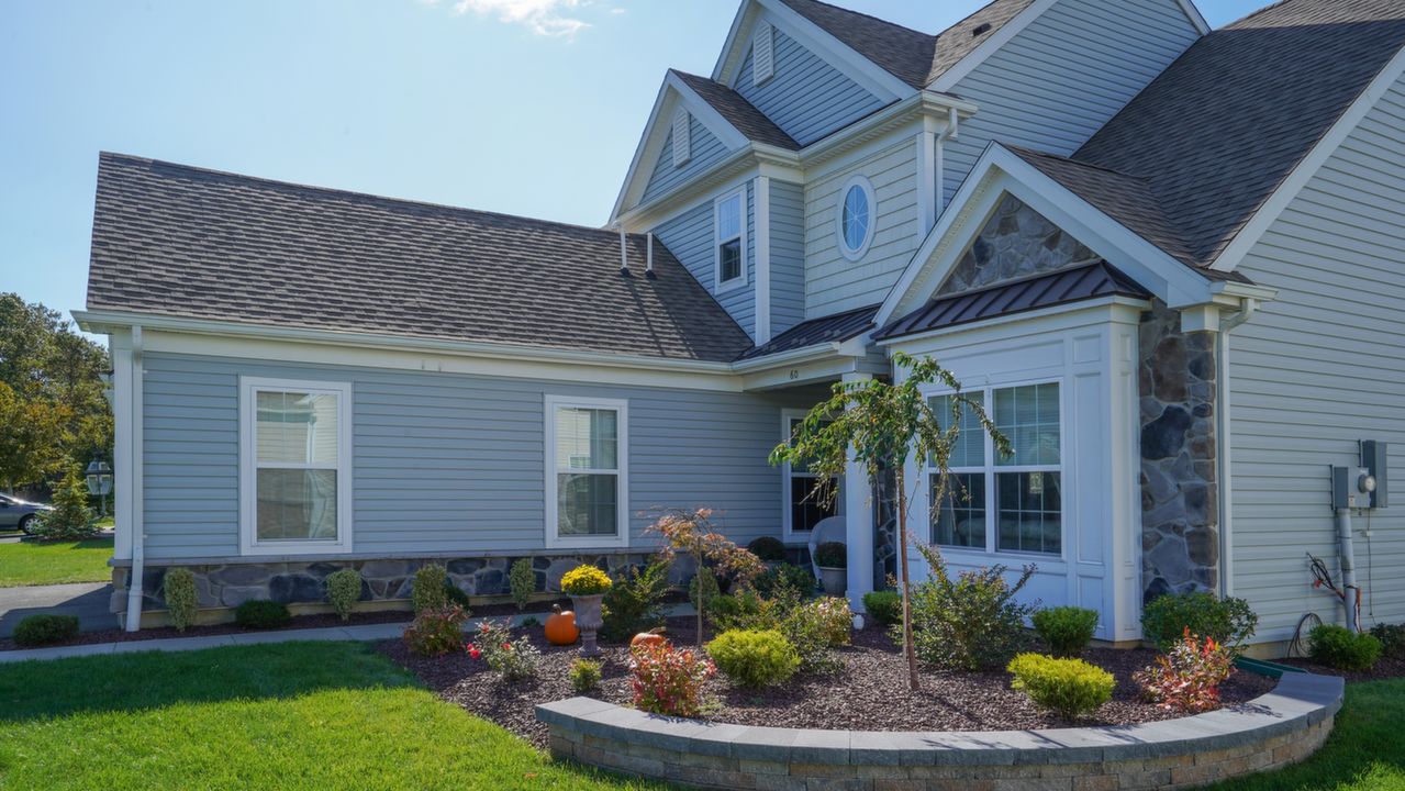 60 East Bosworth Blvd, Famingdale, NJ, 07727 Scene 2