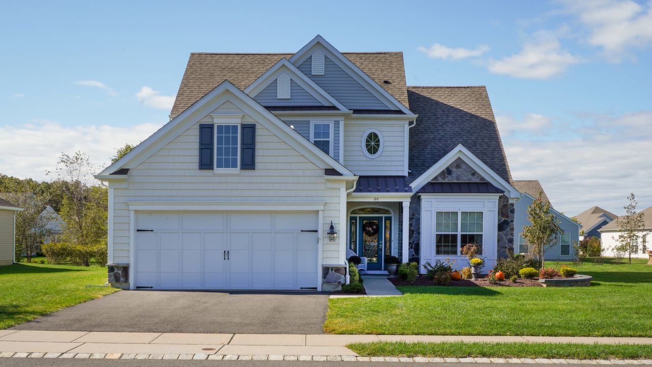 60 East Bosworth Blvd, Famingdale, NJ, 07727 Scene 3