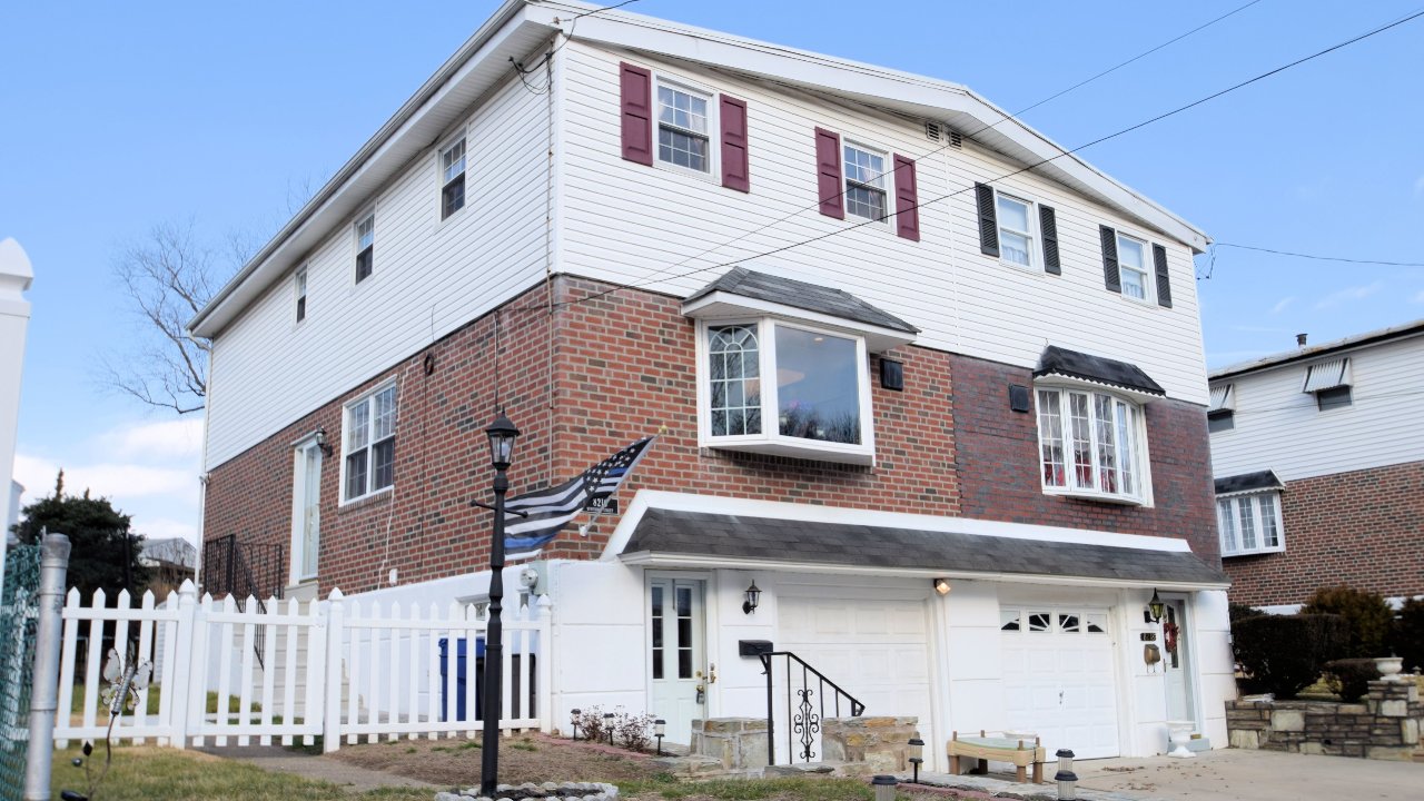 8216 Winthrop St, Philadelphia, PA, 19136 Scene 1