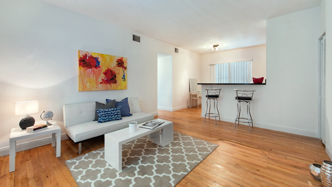 1430-Lincoln-Ter-#1-03