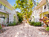 Courtyard - 915 8th Street