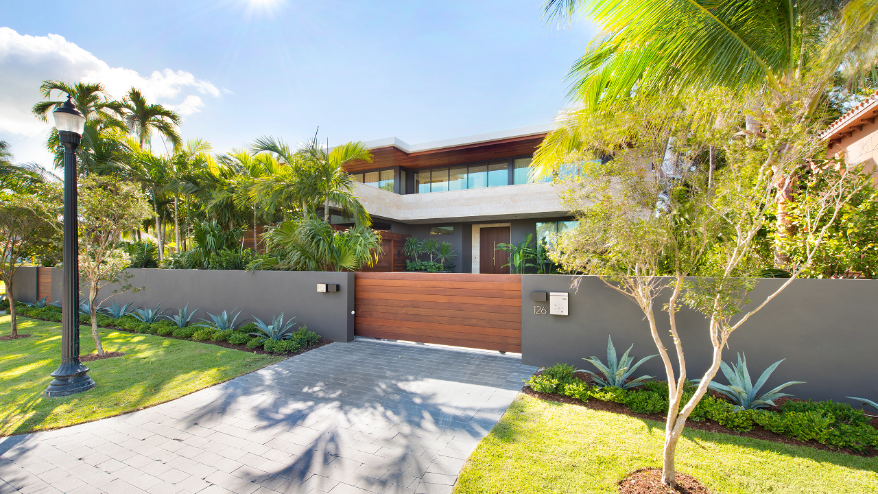 125-W-San-Marino-Dr-01