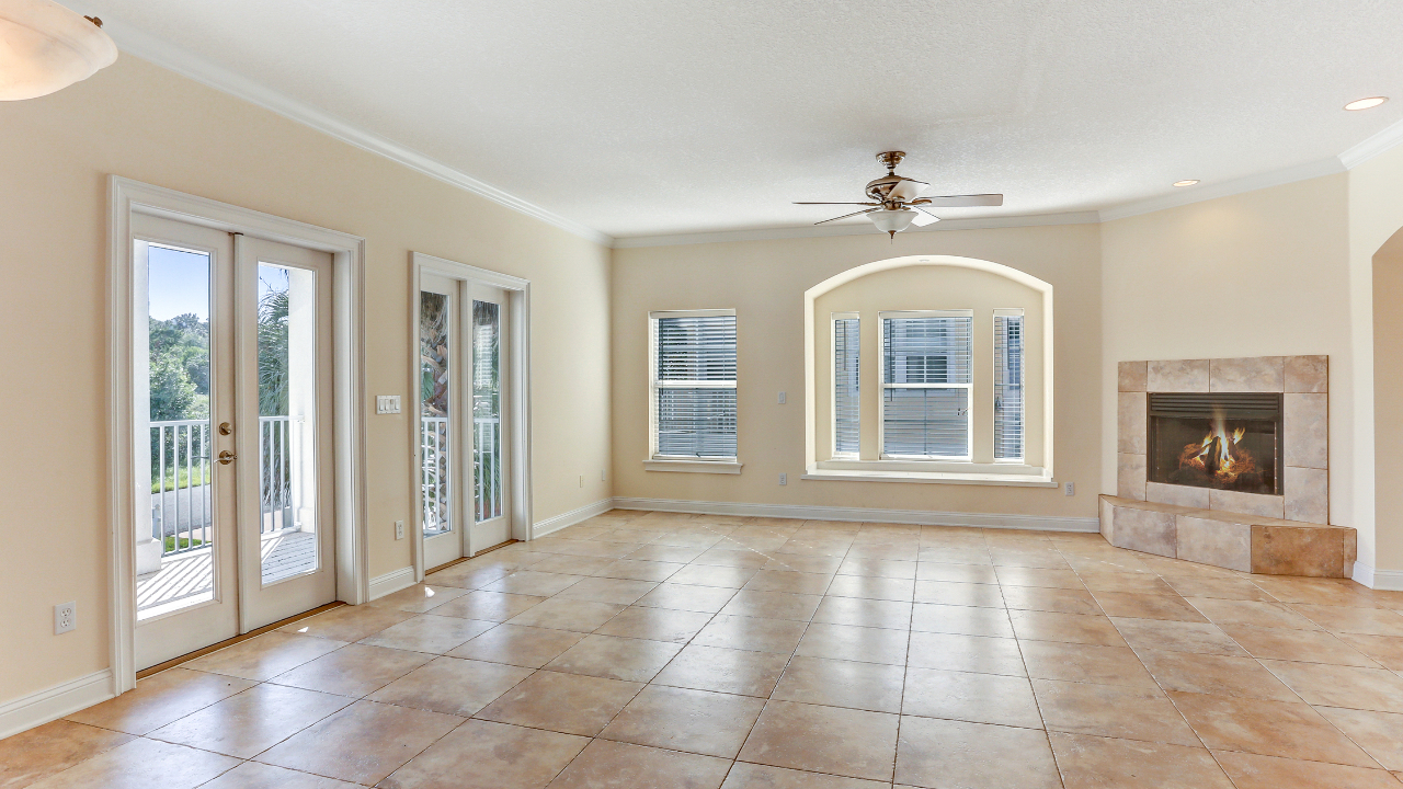 Dining Room / Living Room