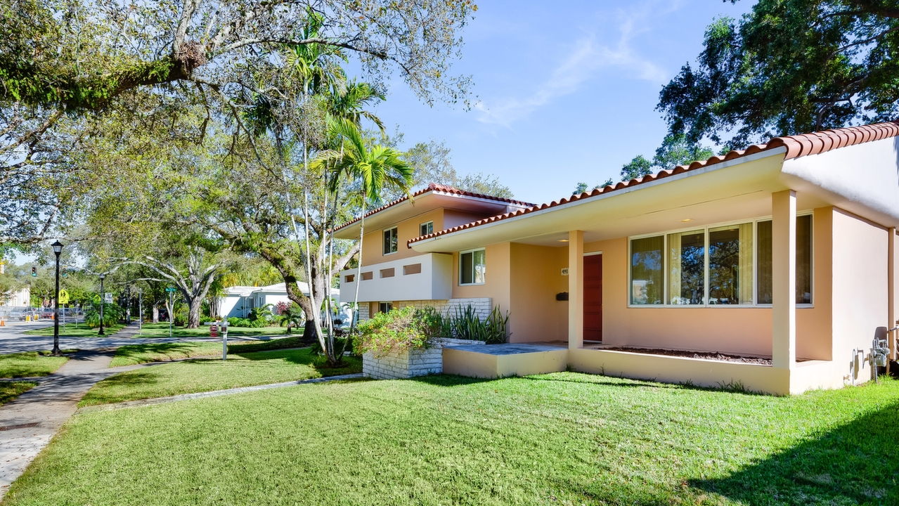 490-NE-103rd-St-03